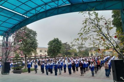 Tập thể dục giữa giờ