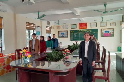 Đại hội chi bộ trường THCS Yên Bình